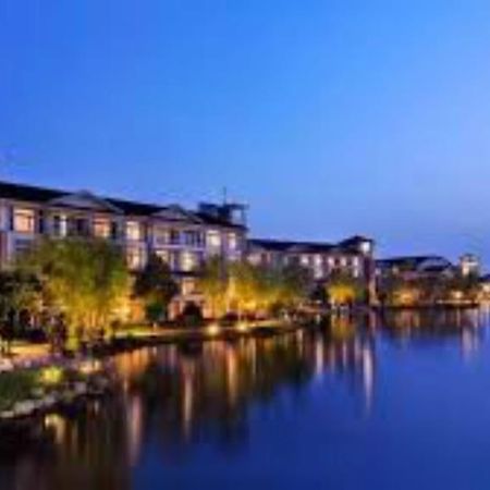 Crowne Plaza Hangzhou Xanadu Resort Екстериор снимка