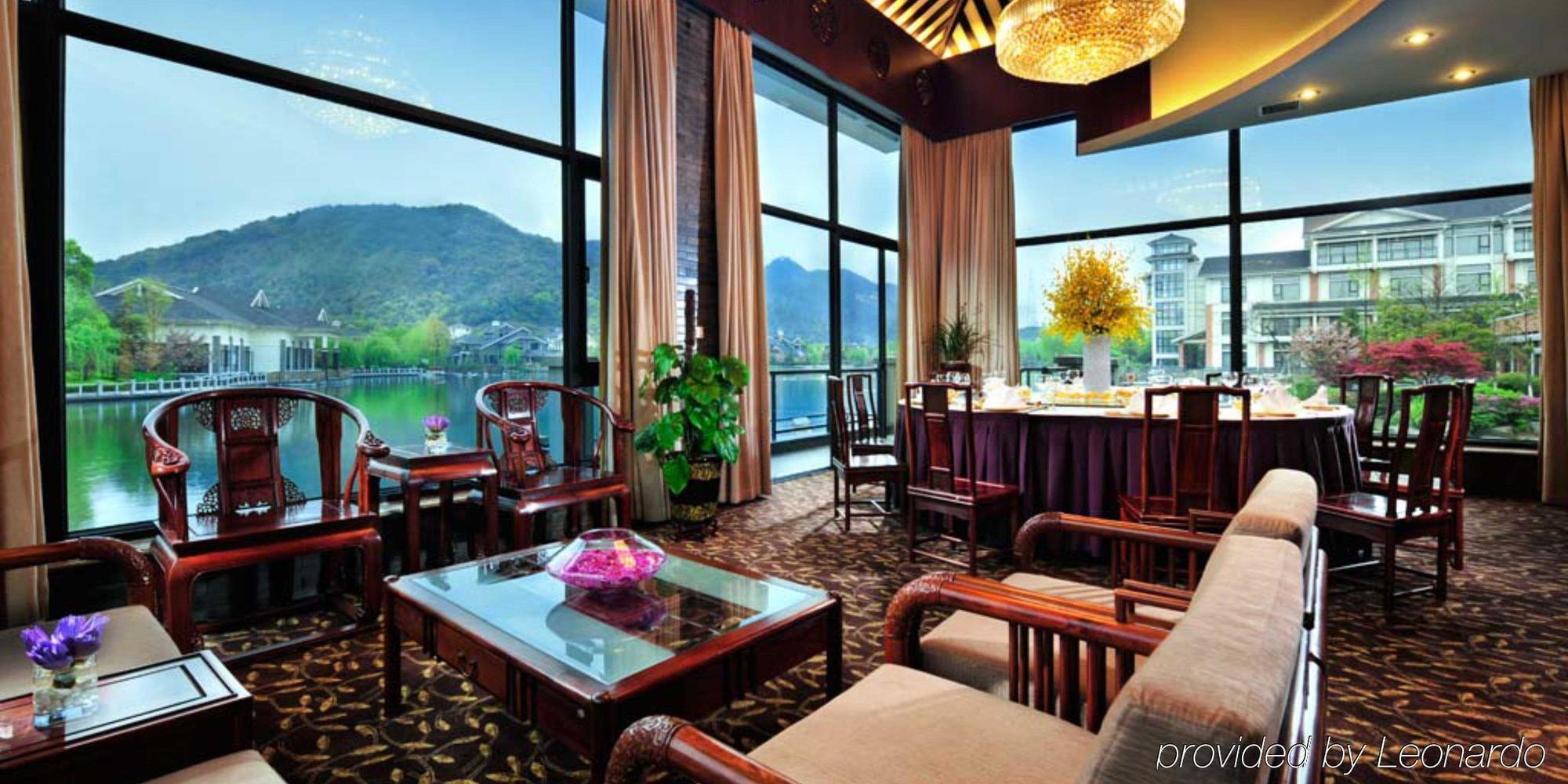 Crowne Plaza Hangzhou Xanadu Resort Екстериор снимка