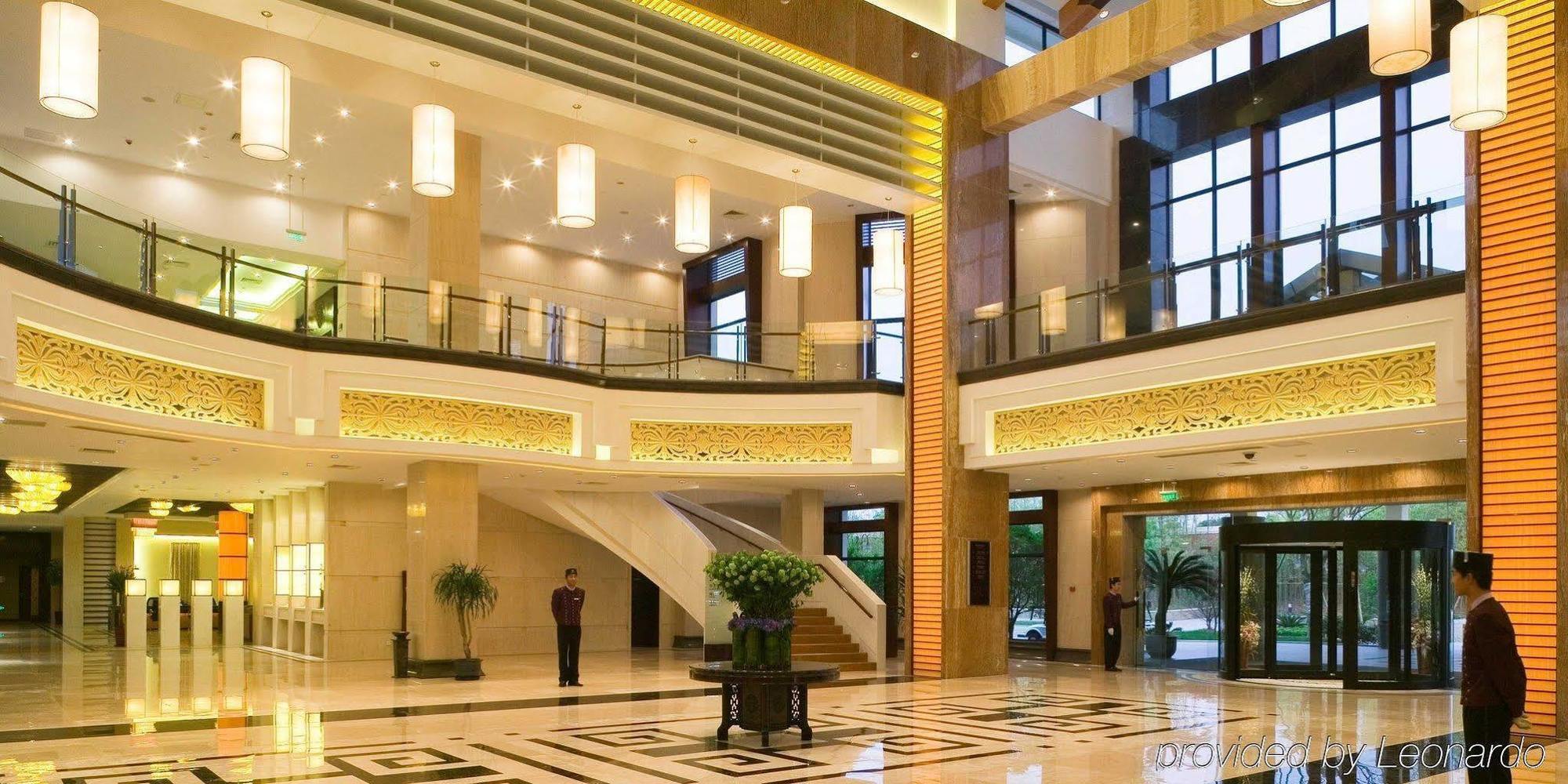 Crowne Plaza Hangzhou Xanadu Resort Екстериор снимка